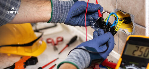 d8ff6871_santil-blog-imagem-medindo-corrente-eletrica.jpg
